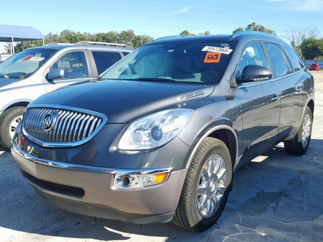 5GAKRCED7CJ285212 - 2012 BUICK ENCLAVE GRAY photo 2