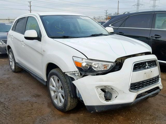 4A4AP3AU2DE004121 - 2013 MITSUBISHI OUTLANDER WHITE photo 1