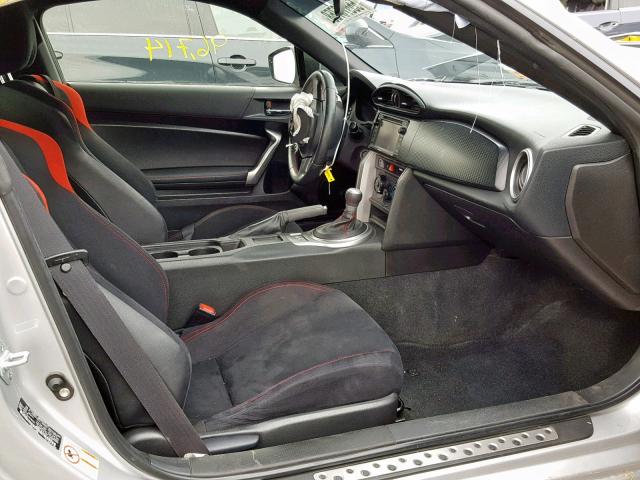 JF1ZNAA16D2734440 - 2013 TOYOTA SCION FR-S SILVER photo 5