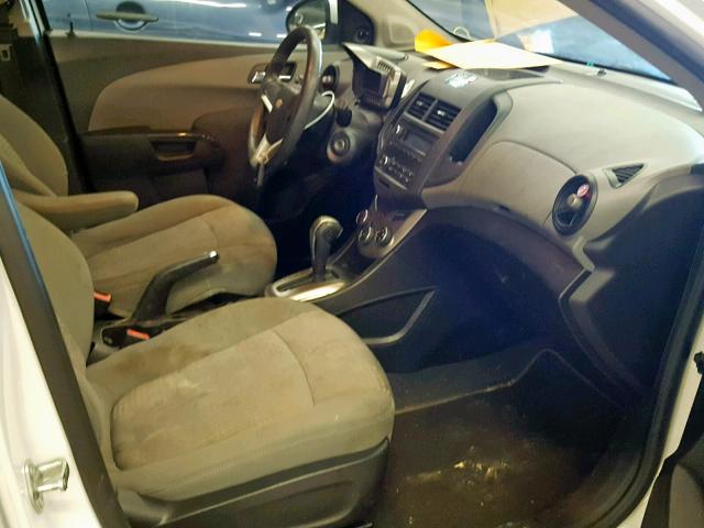 1G1JA6SH7D4167454 - 2013 CHEVROLET SONIC LS 白色 照片 5