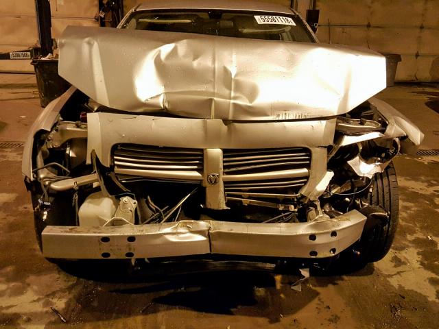 2D4FV47V86H472443 - 2006 DODGE MAGNUM SXT SILVER photo 7