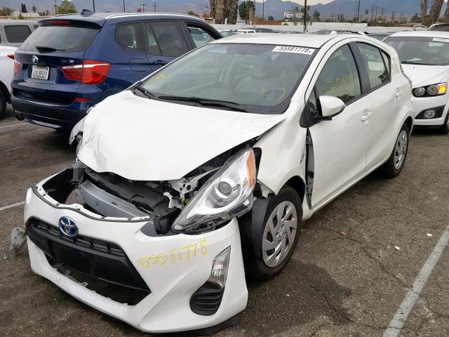 JTDKDTB32G1134986 - 2016 TOYOTA PRIUS C WHITE photo 2