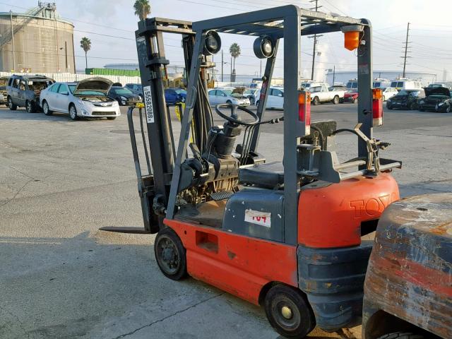 426FGCU15 - 2003 TOYOTA FORKLIFT ORANGE photo 3