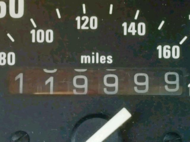 WBAAA2301K8262393 - 1989 BMW 325 I AUTO WHITE photo 8