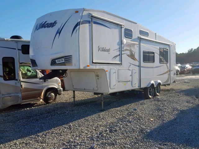 4X4FWCD29AV023071 - 2010 WILD 5TH WHEEL WHITE photo 2