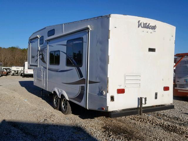 4X4FWCD29AV023071 - 2010 WILD 5TH WHEEL WHITE photo 3