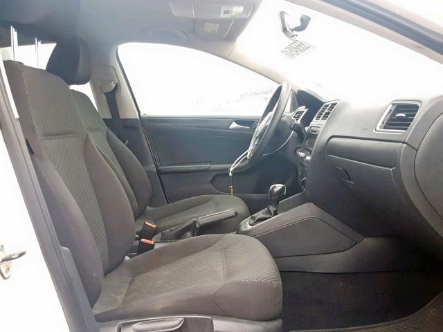 3VW2K7AJ0DM209810 - 2013 VOLKSWAGEN JETTA BASE 白色 照片 5