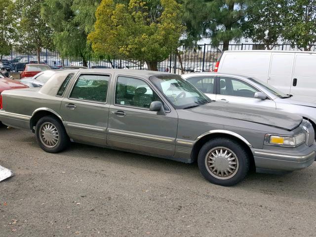 1LNLM82W4VY702750 - 1997 LINCOLN TOWN CAR S GRAY photo 9