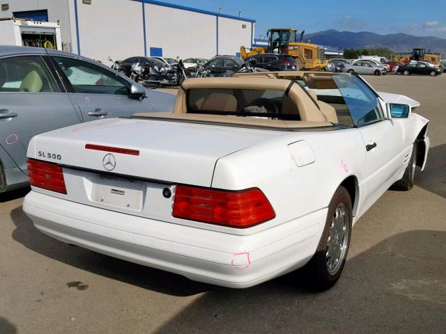 WDBFA67F0WF157570 - 1998 MERCEDES-BENZ SL 500 WHITE photo 4