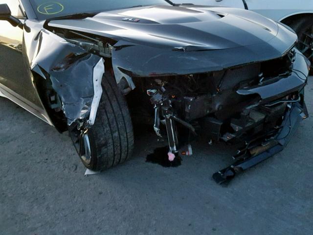 1G1FK1R66J0116623 - 2018 CHEVROLET CAMARO ZL1 黑色 照片 9