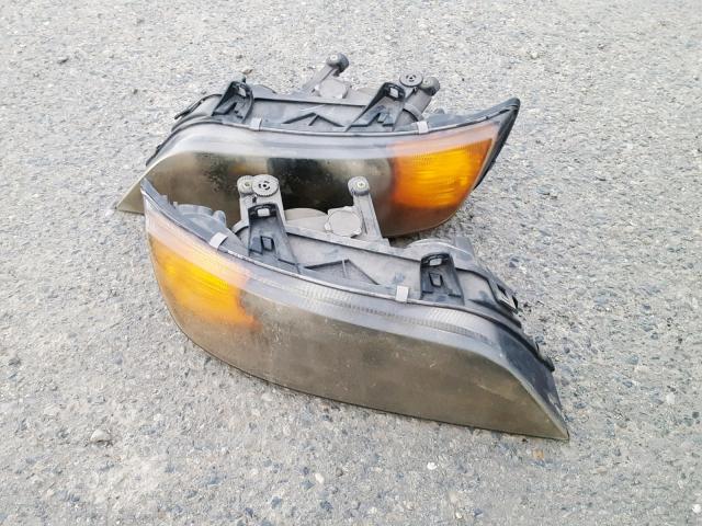 4USCH9335XLF80884 - 1999 BMW Z3 2.3 BLACK photo 9