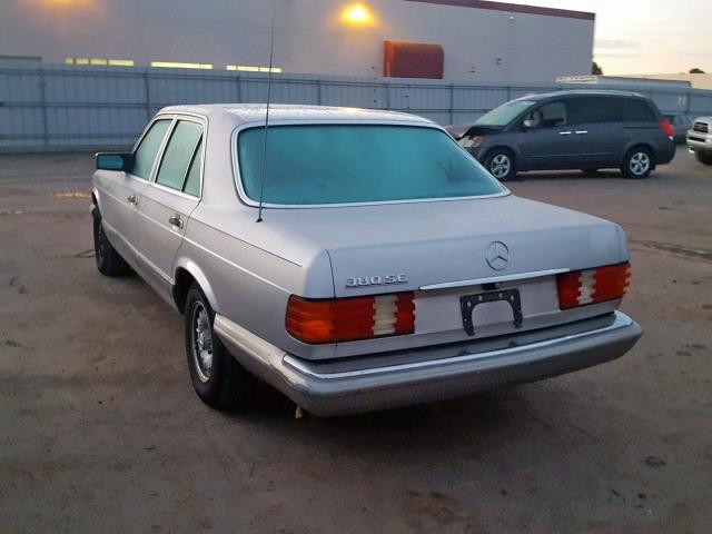 WDBCA32A0EA078067 - 1984 MERCEDES-BENZ 380 SE GRAY photo 3