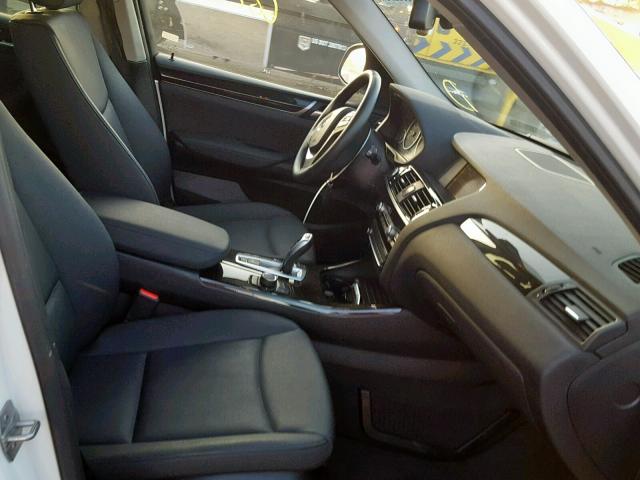 5UXWZ7C54H0U47392 - 2017 BMW X3 SDRIVE2 WHITE photo 5