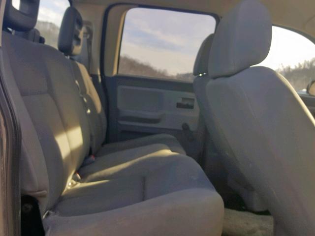 1D7HW28P17S209055 - 2007 DODGE DAKOTA QUA GRAY photo 6