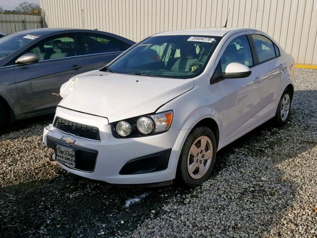 1G1JA5SH4D4111692 - 2013 CHEVROLET SONIC LS WHITE photo 2