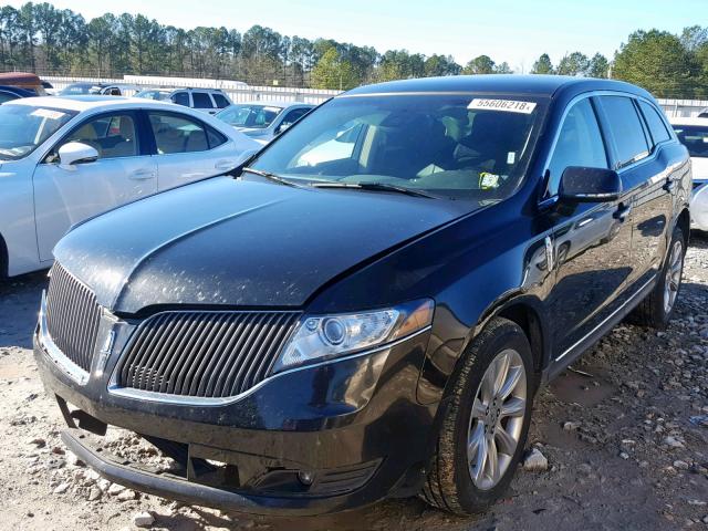 2LMHJ5FK7DBL54219 - 2013 LINCOLN MKT BLACK photo 2