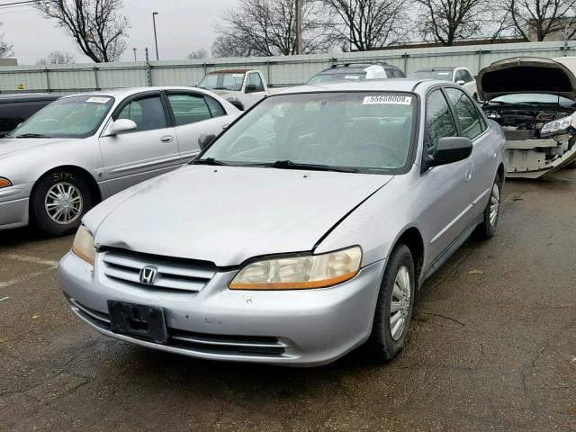 1HGCF86621A036484 - 2001 HONDA ACCORD VAL GRAY photo 2