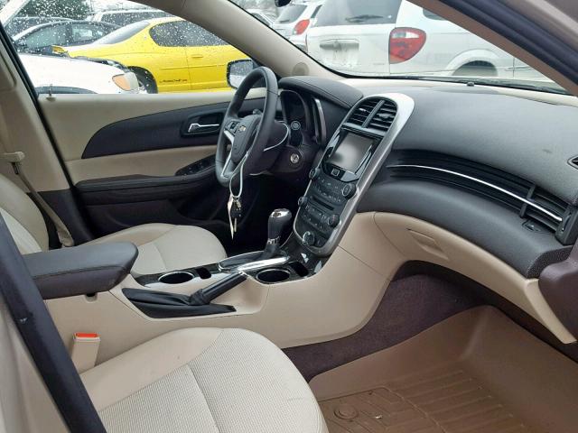 1G11C5SA5GF113800 - 2016 CHEVROLET MALIBU LIM 金色 照片 5