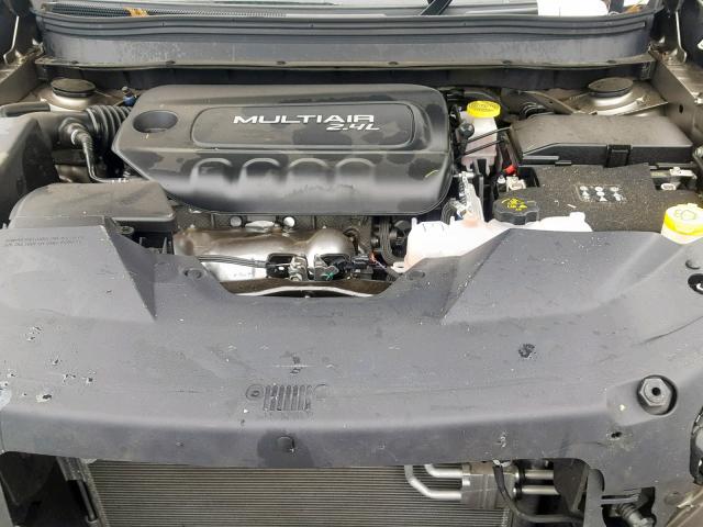 1C4PJLCB1KD206840 - 2019 JEEP CHEROKEE L GRAY photo 7