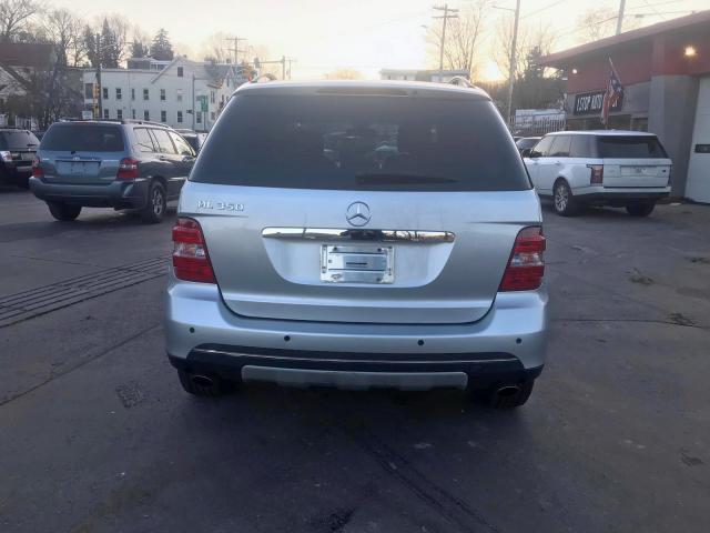 4JGBB86E86A028258 - 2006 MERCEDES-BENZ ML 350 SILVER photo 7