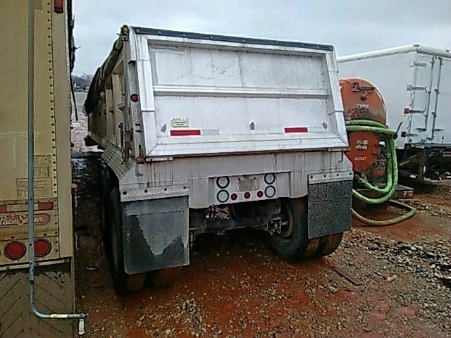 48X1F3921Y1000720 - 2000 TRVS TRAILER SILVER photo 3