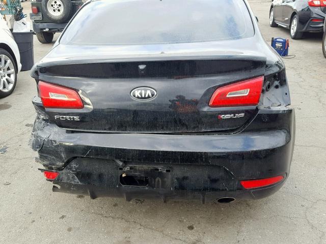 KNAFX6A8XG5658934 - 2016 KIA FORTE EX BLACK photo 9