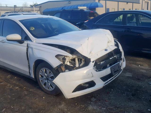 3FA6P0G70DR105044 - 2013 FORD FUSION S WHITE photo 9