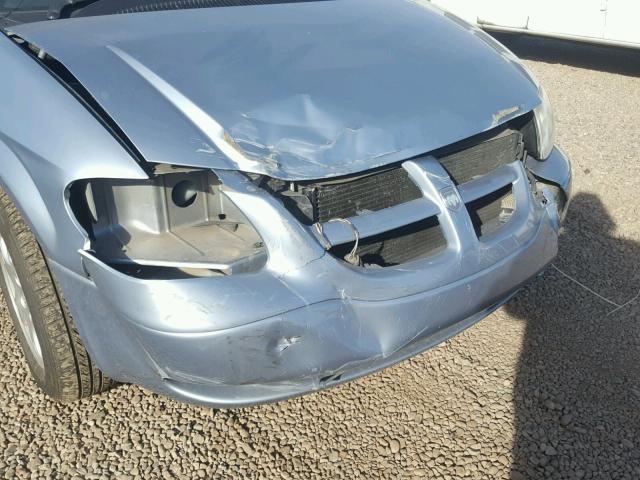 1D8GP45R54B578454 - 2004 DODGE CARAVAN SX BLUE photo 9