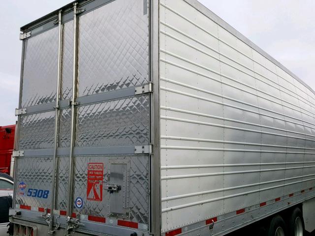 1UYVS2537H2983002 - 2017 UTILITY UTILITY WHITE photo 5