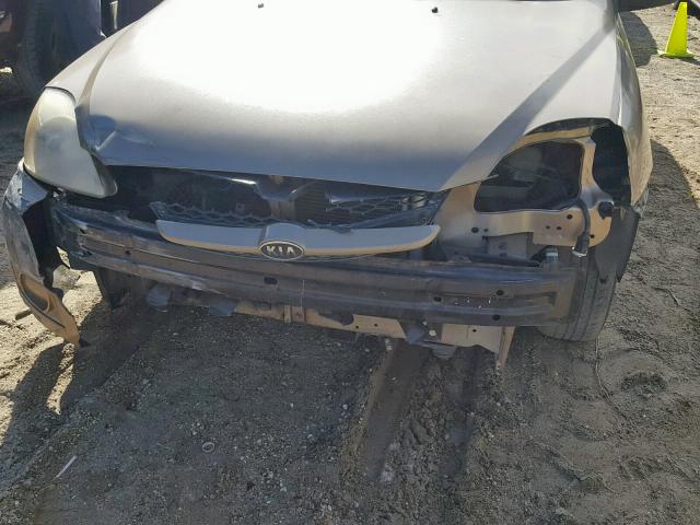 KNADC125256369533 - 2005 KIA RIO GOLD photo 9