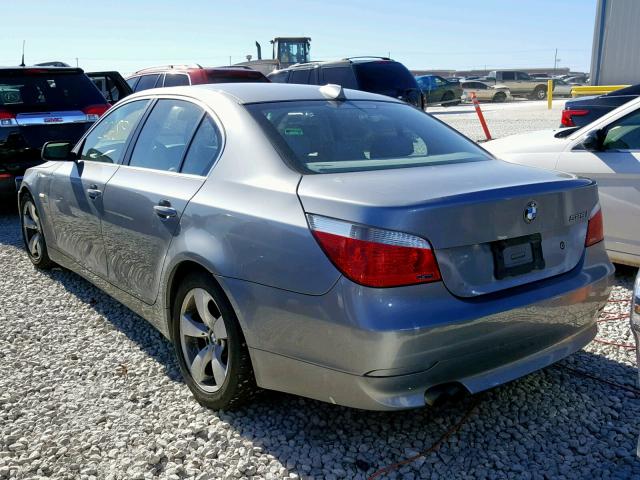 WBANE53556CK91322 - 2006 BMW 525 I GRAY photo 3