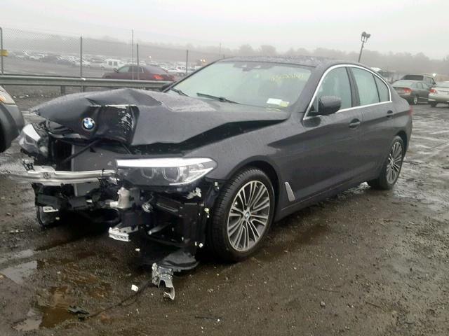 WBAJE7C58KWW00249 - 2019 BMW 540 XI GRAY photo 2