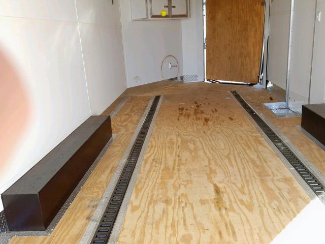 56JTE252XEA135720 - 2013 UTILITY UTILITY WHITE photo 9