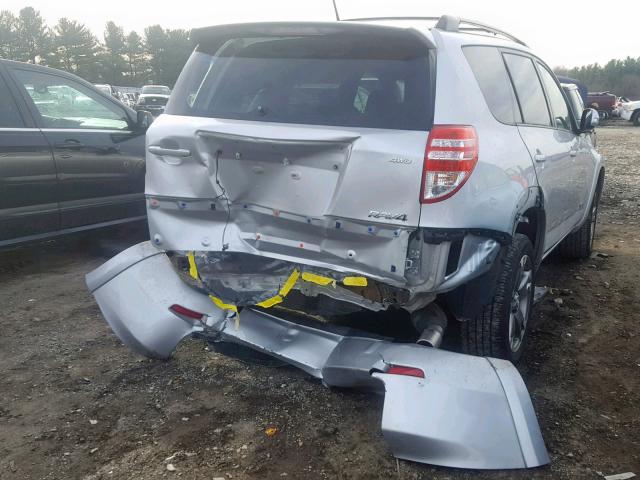 JTMRF4DV2B5042663 - 2011 TOYOTA RAV4 SPORT SILVER photo 9