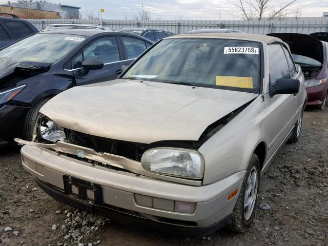 3VWAA81E1WM800755 - 1998 VOLKSWAGEN CABRIO BEIGE photo 2