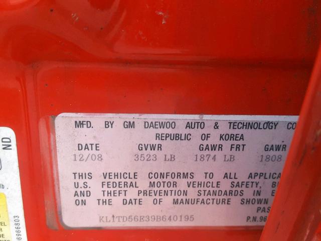 KL1TD56E39B640195 - 2009 CHEVROLET AVEO LS RED photo 10