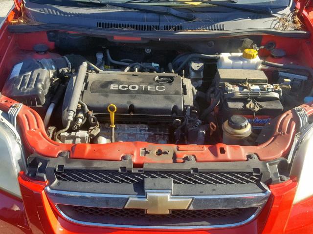 KL1TD56E39B640195 - 2009 CHEVROLET AVEO LS RED photo 7