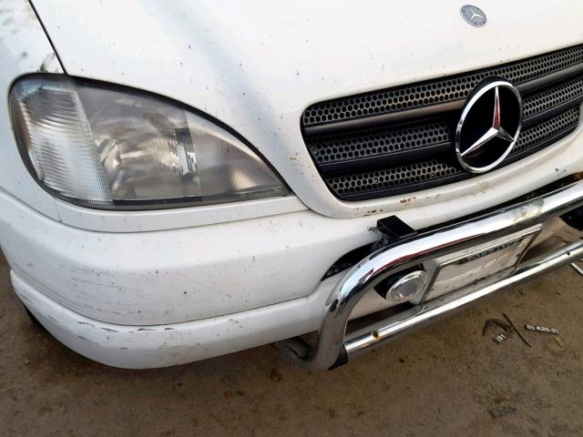 4JGAB54EX1A261466 - 2001 MERCEDES-BENZ ML 320 WHITE photo 9