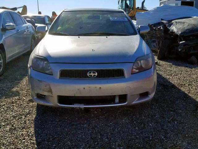 JTKDE177070177050 - 2007 TOYOTA SCION TC Gümüş foto 9