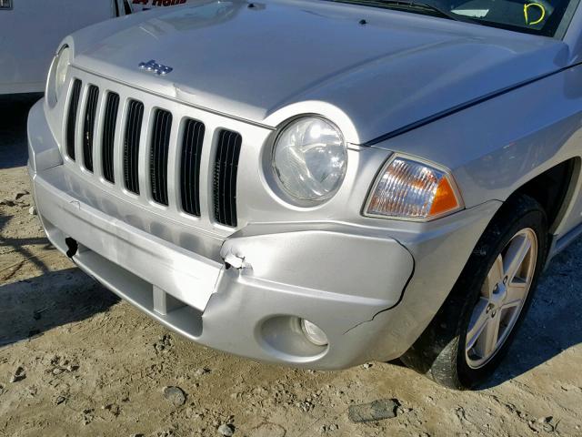 1J4NT4FB7AD672882 - 2010 JEEP COMPASS SP SILVER photo 9