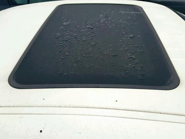 2G2WR524541351479 - 2004 PONTIAC GRAND PRIX WHITE photo 9