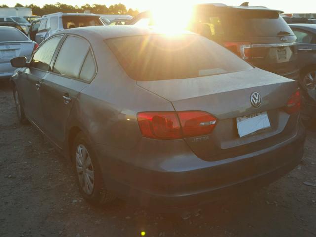 3VW2K7AJ6EM405350 - 2014 VOLKSWAGEN JETTA BASE Մոխրագույն լուսանկար 3