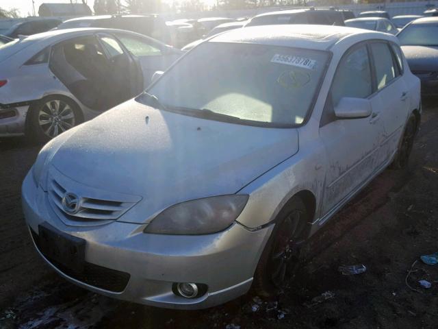 JM1BK143941130579 - 2004 MAZDA 3 HATCHBAC SILVER photo 2