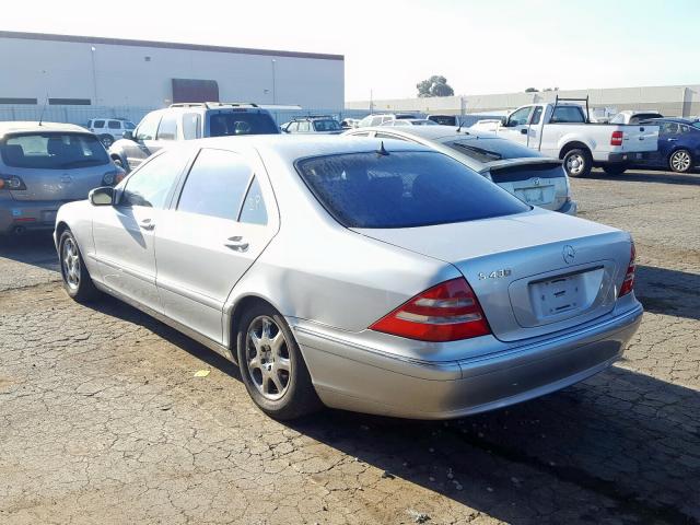 WDBNG70J12A310544 - 2002 MERCEDES-BENZ S430 SILVER photo 3