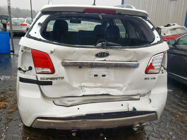 5XYKW4A29DG385900 - 2013 KIA SORENTO SX WHITE photo 9