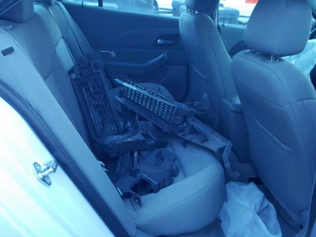 1G11B5SLXFF352181 - 2015 CHEVROLET MALIBU LS თეთრი ფოტო 6