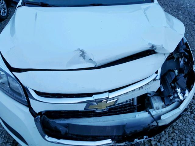 1G11B5SLXFF352181 - 2015 CHEVROLET MALIBU LS თეთრი ფოტო 7