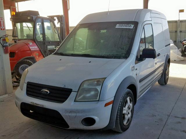 NM0LS7BNXBT042912 - 2011 FORD TRANSIT CO WHITE photo 2