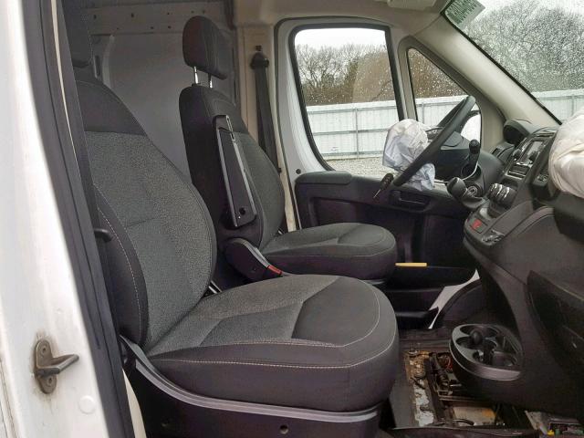 3C6TRVDD6GE126885 - 2016 RAM PROMASTER 白色 照片 5