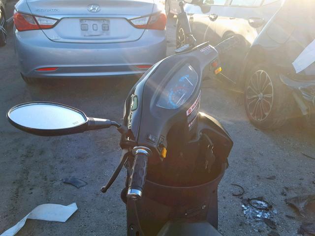 LL0TCAPH6JY783274 - 2018 OTHE SCOOTER BLACK photo 5